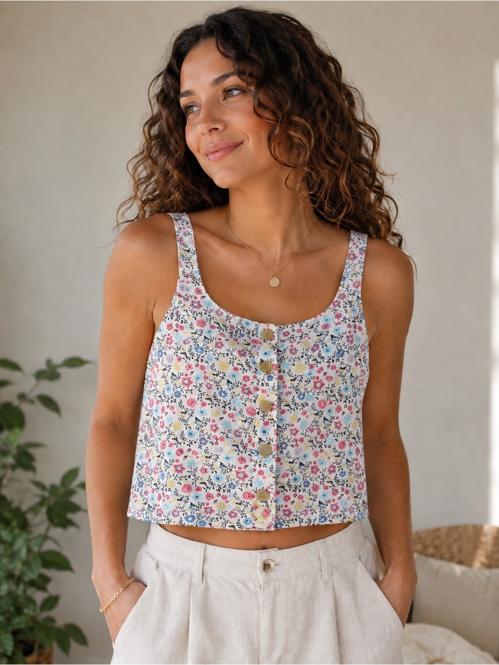 Linen Floral Button-Front Crop Top - White Multi